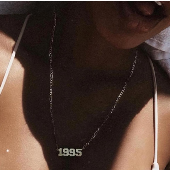 The M Jewelers The Year Nameplate in “1995” - Picture 4 of 4